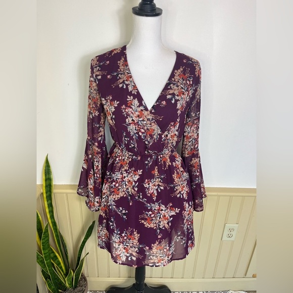 miami Dresses & Skirts - Miami Floral Mini Dress S Purple Bell Sleeve Pockets Boho Fall Wedding Fairycore